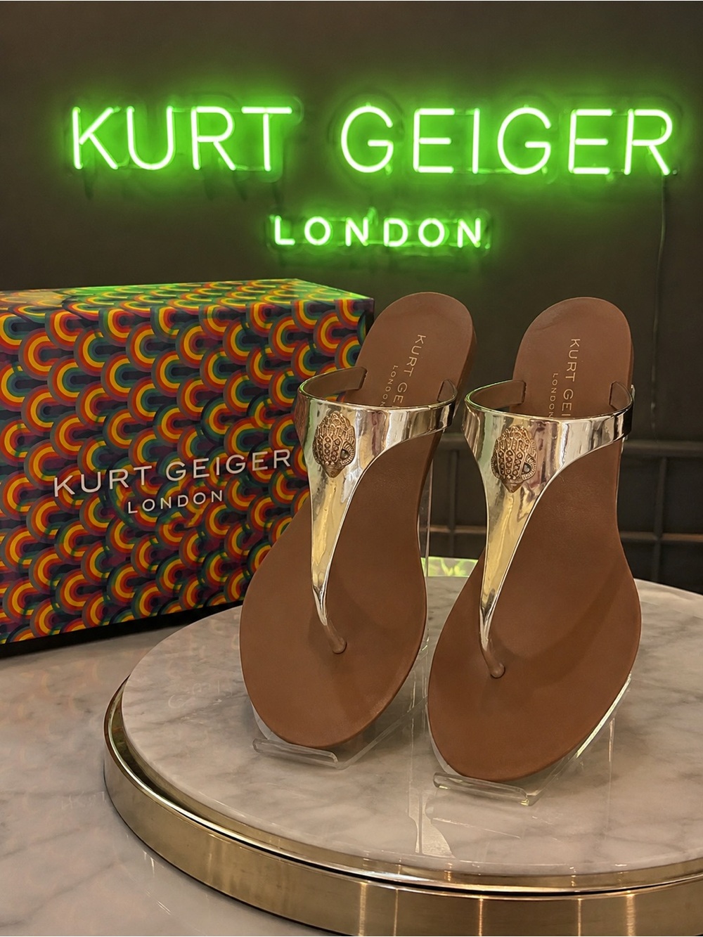 Kurt Geiger Maddison Women’s Metallic Gold Thong Sandals- NEW in box